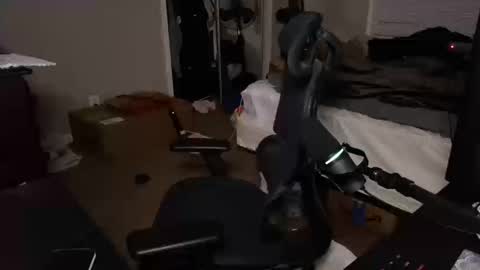 Snapshot of bubblebuttbdn chatting on October 11, 9:19 am BubblebuttBdn online show from October 11, 9:19 am