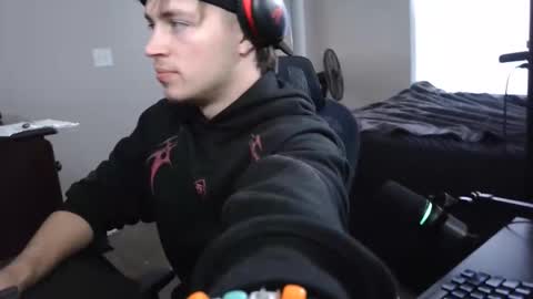 Snapshot of bubblebuttbdn chatting on October 12, 9:03 pm BubblebuttBdn online show from October 12, 9:03 pm