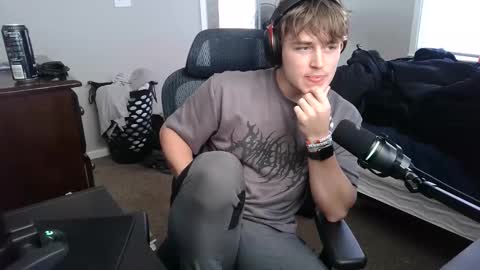 Snapshot of bubblebuttbdn chatting on November 16, 8:36 pm BubblebuttBdn online show from November 16, 8:36 pm