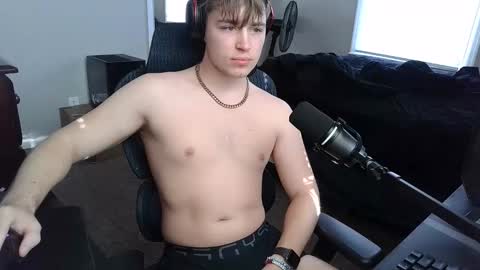 Snapshot of bubblebuttbdn chatting on December 5, 6:59 pm BubblebuttBdn online show from December 5, 6:59 pm