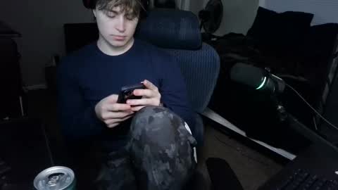 Snapshot of bubblebuttbdn chatting on December 17, 12:38 am BubblebuttBdn online show from December 17, 12:38 am