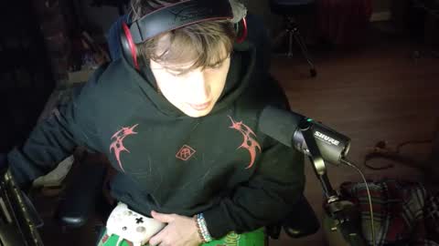 Snapshot of bubblebuttbdn chatting on March 1, 11:40 pm BubblebuttBdn online show from March 1, 11:40 pm