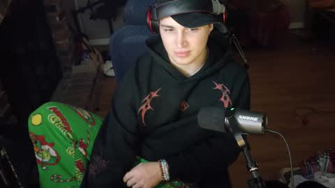 Snapshot of bubblebuttbdn chatting on March 2, 6:47 am BubblebuttBdn online show from March 2, 6:47 am