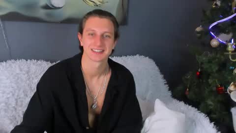 bubblecum_ online show from January 16, 9:41 pm