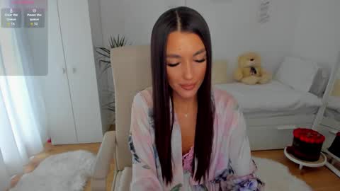 bubbledoll7 online show from February 17, 8:11 am