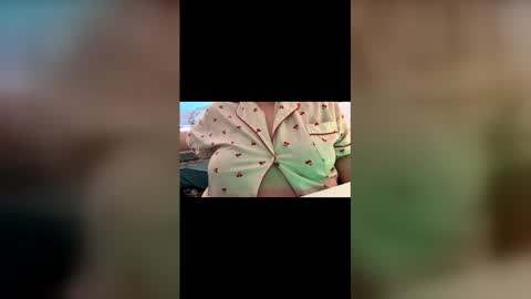 bubblegirl online show from March 25, 1:39 pm