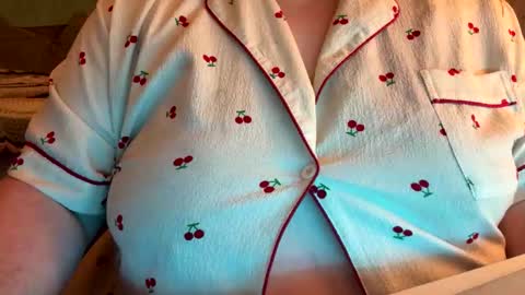 bubblegirl online show from March 26, 10:43 am