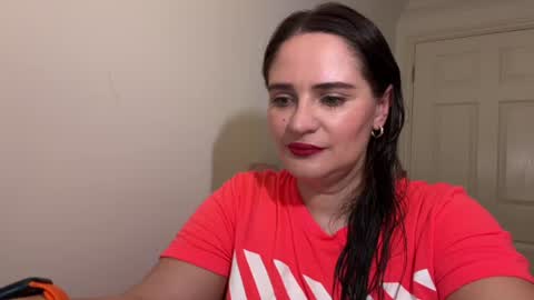 Snapshot of bubblegumfairy_ chatting on June 26, 10:58 pm Anna online show from June 26, 10:58 pm
