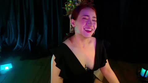 Snapshot of bubblewhite_ chatting on March 5, 2:45 pm BubbleJereth online show from March 5, 2:45 pm