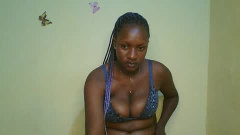 Snapshot of bubblie_bae chatting on January 17, 8:01 pm Bobbie online show from January 17, 8:01 pm