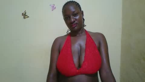 Snapshot of bubblie_bae chatting on February 13, 3:02 am Bobbie online show from February 13, 3:02 am