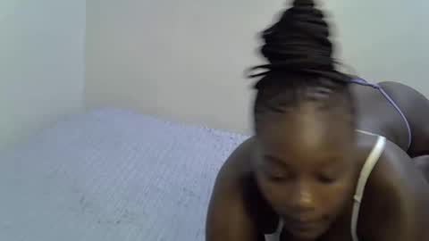 bubbly_ass30 online show from February 11, 11:54 pm