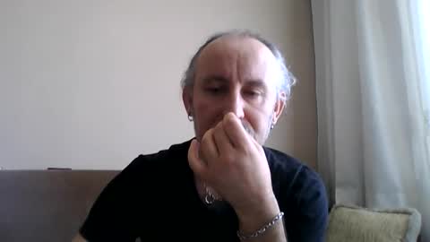 Snapshot of buckwessle chatting on April 27, 11:08 am Buck Wessle online show from April 27, 11:08 am