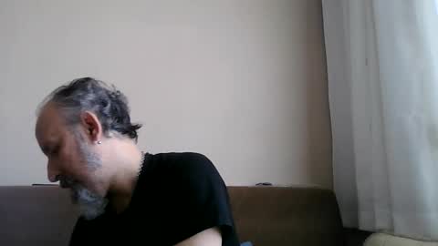 Snapshot of buckwessle chatting on April 28, 9:25 am Buck Wessle online show from April 28, 9:25 am
