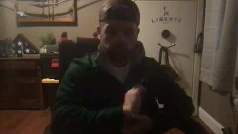 Snapshot of buckwild69204 chatting on December 29, 9:09 pm buckwild69204 online show from December 29, 9:09 pm