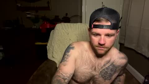 Snapshot of buckwild69204 chatting on January 25, 3:09 am buckwild69204 online show from January 25, 3:09 am