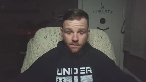 Snapshot of buckwild69204 chatting on February 14, 12:09 am buckwild69204 online show from February 14, 12:09 am