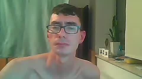 Snapshot of buddea chatting on October 29, 1:19 am buddea online show from October 29, 1:19 am