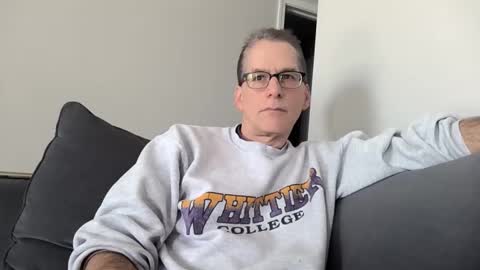 Snapshot of budman004 chatting on December 14, 4:34 pm budman004 online show from December 14, 4:34 pm