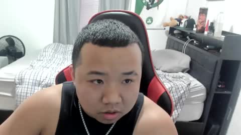 buffsexyman24 online show from February 21, 10:26 pm