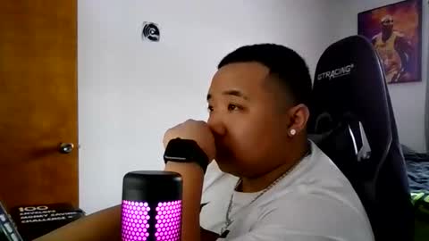 buffsexyman24 online show from February 21, 6:42 pm