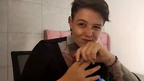 bug2025 online show from September 20, 2:34 am