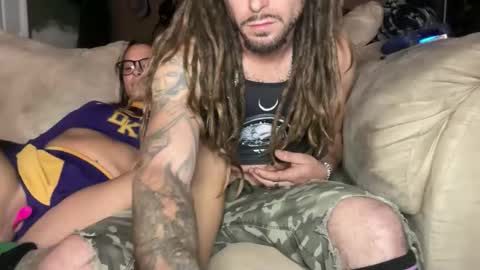 Yourtrippyhippy online show from November 8, 4:12 am