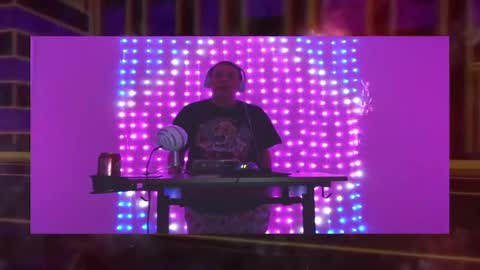 Moose noodles online show from March 31, 2:35 am