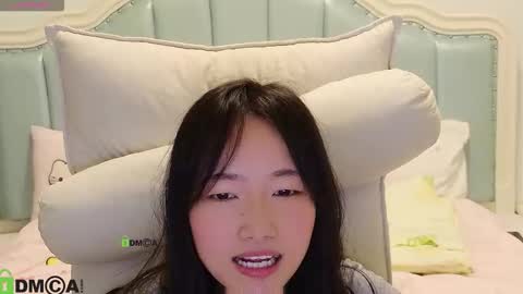 Sandy----xx online show from March 8, 2:54 pm