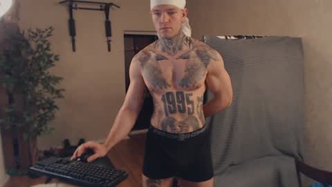 Snapshot of bulatov_x chatting on January 16, 5:32 am Dmitriy online show from January 16, 5:32 am