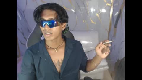 Snapshot of bull_cam chatting on October 1, 5:41 pm bull_cam online show from October 1, 5:41 pm