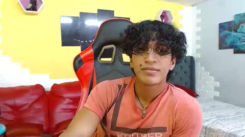 bull_cam online show from November 29, 1:25 pm