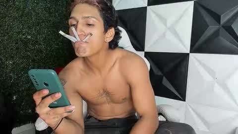 bull_cam online show from December 16, 3:55 am