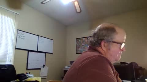 Snapshot of bullfrogg5050 chatting on November 6, 5:58 pm bullfrogg5050 online show from November 6, 5:58 pm