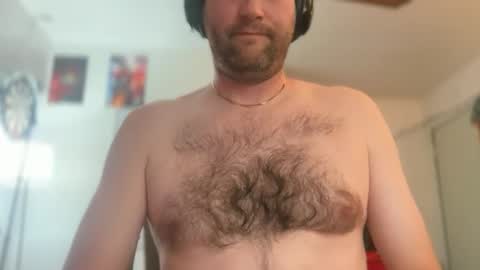 bumlover4567 online show from April 4, 7:44 pm