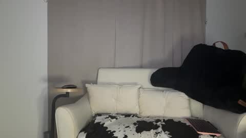 Snapshot of bunnibunxo chatting on November 1, 6:32 pm Andrea online show from November 1, 6:32 pm