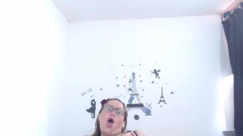 bunniosito online show from April 17, 9:40 pm