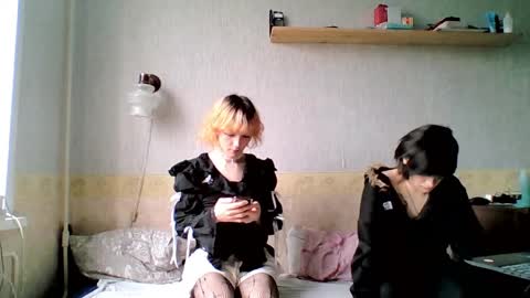 Elly and Blake online show from March 28, 9:20 am
