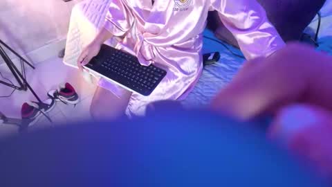 Snapshot of bunny_blush1 chatting on March 7, 7:11 pm bunny_blush1 online show from March 7, 7:11 pm
