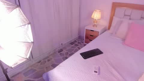 Snapshot of bunny_blush1 chatting on March 16, 7:18 pm bunny_blush1 online show from March 16, 7:18 pm