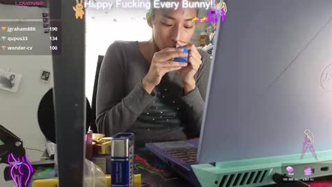 Snapshot of bunnycheekz chatting on January 10, 7:00 pm Tokki bunny online show from January 10, 7:00 pm