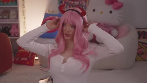 Stella online show from January 11, 12:01 am