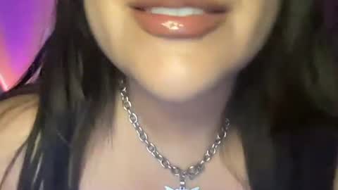 bunnymami333 online show from January 17, 3:11 am