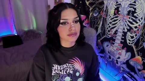   online show from January 6, 2:58 am