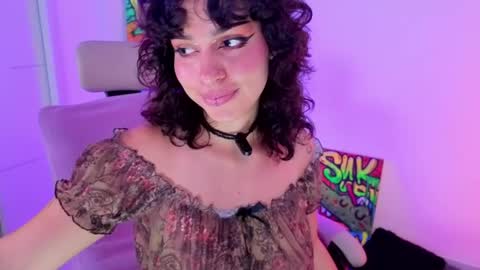 Snapshot of bunnypeachyy chatting on April 22, 6:20 pm online show from April 22, 6:20 pm