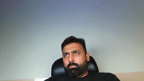 Snapshot of burlymonster chatting on February 20, 2:35 pm Hairy Arabian online show from February 20, 2:35 pm