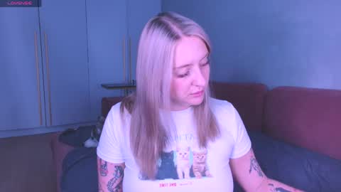 Lissa online show from May 29, 4:27 pm