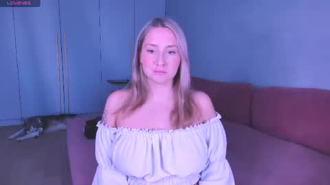 Snapshot of burn_lissa chatting on June 27, 7:08 pm Lissa online show from June 27, 7:08 pm