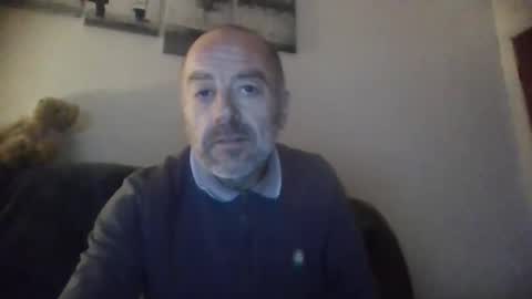 Snapshot of burnleyguy1977 chatting on December 11, 7:09 am burnleyguy1977 online show from December 11, 7:09 am