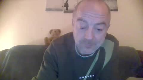 Snapshot of burnleyguy1977 chatting on January 21, 6:00 am burnleyguy1977 online show from January 21, 6:00 am